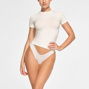 NWT Skims Women's Cotton Rib Marble Cream Short Sleeve Tshirt  small